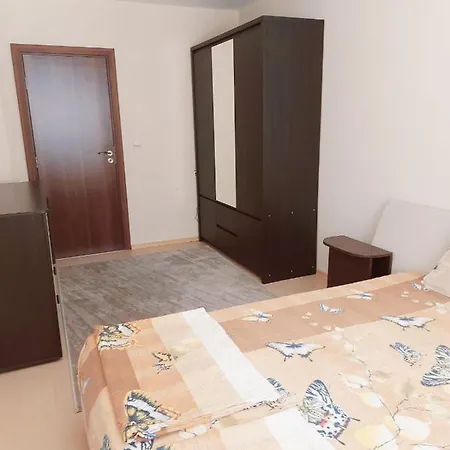 Modern In Μπουργκάς